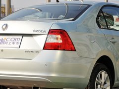 2013款 1.6L 自动 优选型
