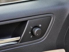 2013款 1.6L 自动 优选型