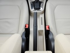 2013款 1.6L 自动 优选型