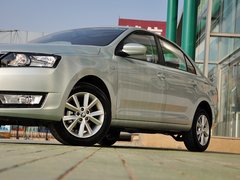 2013款 1.6L 自动 优选型