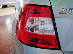 2013款 1.6L 自动 优选型