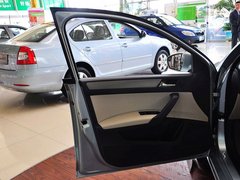 2013款 1.6L 自动 优选型
