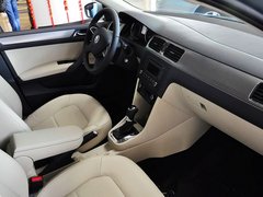 2013款 1.6L 自动 优选型