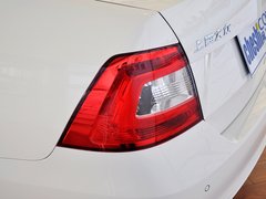 2013款 1.6L 自动 优选型
