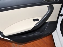 2013款 1.6L 自动 优选型