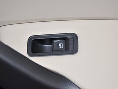 2013款 1.6L 自动 优选型