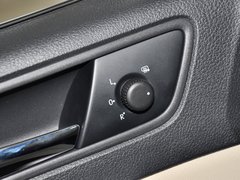 2013款 1.6L 自动 优选型