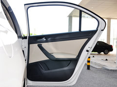 2013款 1.6L 自动 优选型