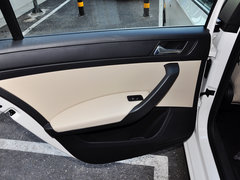 2013款 1.6L 自动 优选型