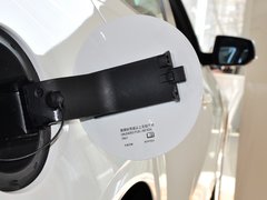 2013款 2.0L 自动 豪华版