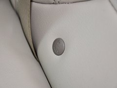 2013款 2.0L 自动 豪华版