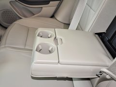 2013款 2.0L 自动 豪华版