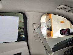2013款 2.0L 自动 豪华版