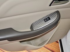 2013款 2.0L 自动 豪华版