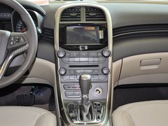 2013款 2.0L 自动 豪华版