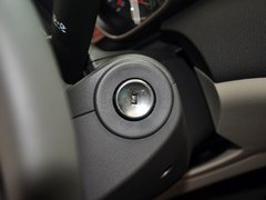 2013款 2.0L 自动 豪华版