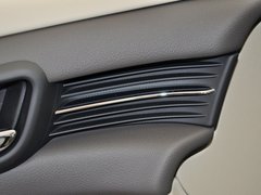 2013款 2.0L 自动 豪华版