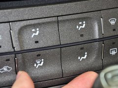 2013款 2.0L 自动 豪华版