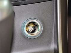 2013款 2.0L 自动 豪华版