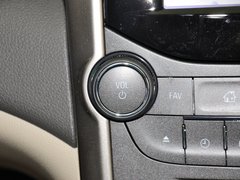 2013款 2.0L 自动 豪华版