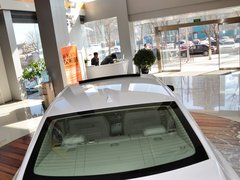 2013款 2.0L 自动 豪华版