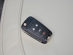 2013款 2.0L 自动 豪华版