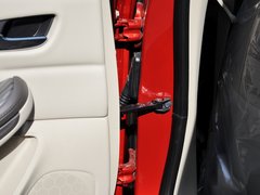 2013款 2.0L 自动 豪华版