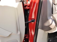 2013款 2.0L 自动 豪华版