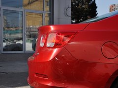 2013款 2.0L 自动 豪华版