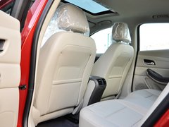 2013款 2.0L 自动 豪华版
