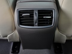 2013款 2.0L 自动 豪华版