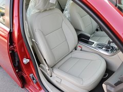 2013款 2.0L 自动 豪华版