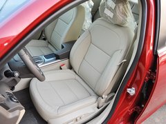 2013款 2.0L 自动 豪华版