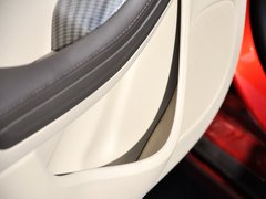 2013款 2.0L 自动 豪华版