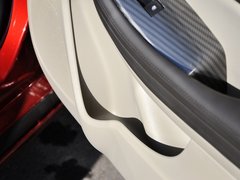 2013款 2.0L 自动 豪华版