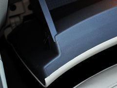 2013款 2.0L 自动 豪华版