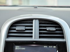 2013款 2.0L 自动 豪华版