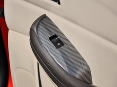 2013款 2.0L 自动 豪华版