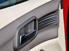 2013款 2.0L 自动 豪华版