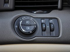 2013款 2.0L 自动 豪华版