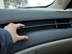 2013款 2.0L 自动 豪华版