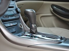2013款 2.0L 自动 豪华版
