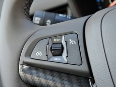 2013款 2.0L 自动 豪华版