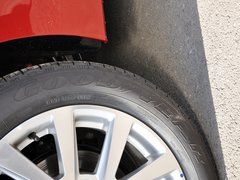 2013款 2.0L 自动 豪华版