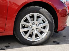 2013款 2.0L 自动 豪华版