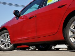 2013款 2.0L 自动 豪华版