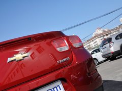 2013款 2.0L 自动 豪华版