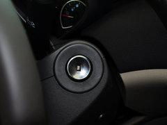 2013款 2.4L 自动 豪华版