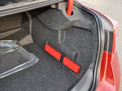 2013款 1.6T 自动 豪华版