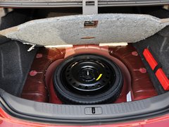 2013款 1.6T 自动 豪华版